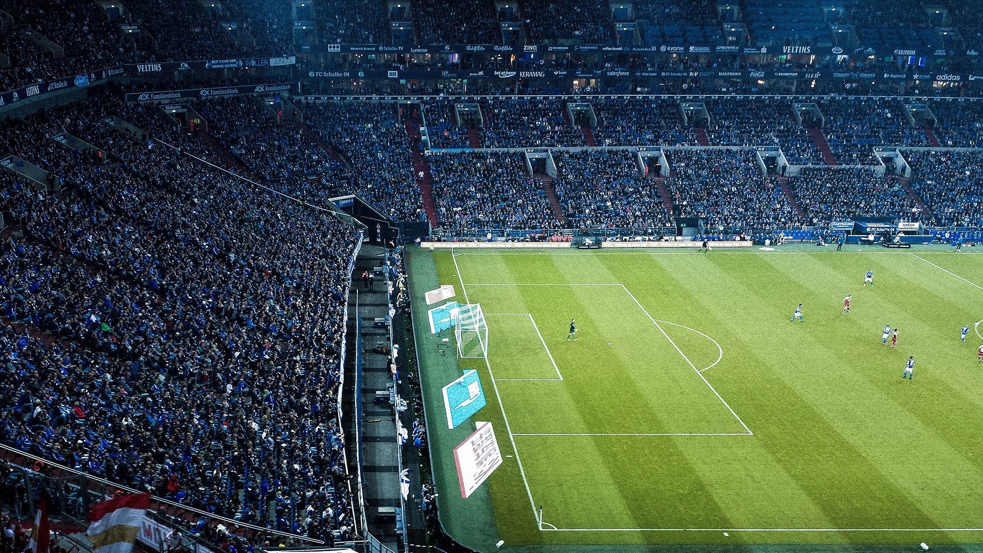 ky体育-皇家社会赢得西班牙国王杯，球迷欢庆，2020-2021西班牙国王杯